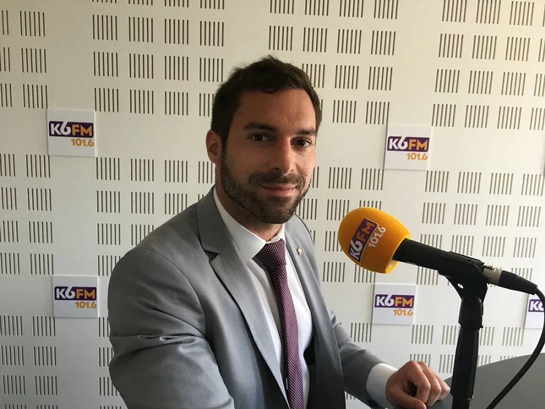 Julien Odoul dans le studio de K6FM